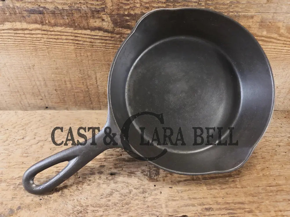 BEAUTIFUL Wagner Sidney -O- #4 Skillet with Smooth Bottom 1054 B. GORGEOUS! Skillet