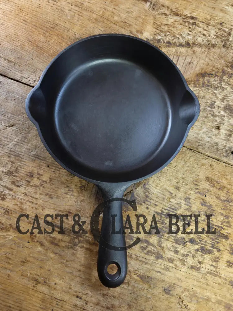 Beautifully unique Griswold’s Good Health #3 ’Egg’ Skillet 653.