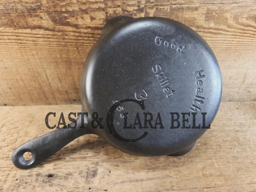 Beautifully unique Griswold’s Good Health #3 ’Egg’ Skillet 653. Department store Griswold! Skillet