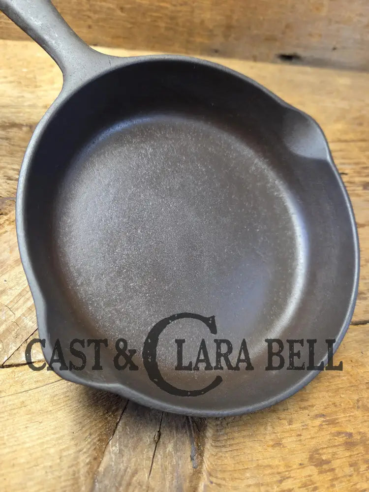 Beautifully unique Griswoldβs Good Health #3 βEggβ Skillet 653. Restored and Ready To Use! Skillet