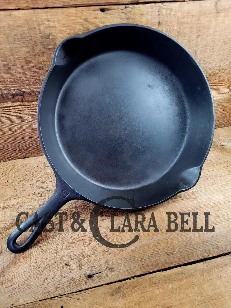 Beauty! 1930’S Griswold #9 Skillet With Large Block Logo And Smooth Bottom 710.
