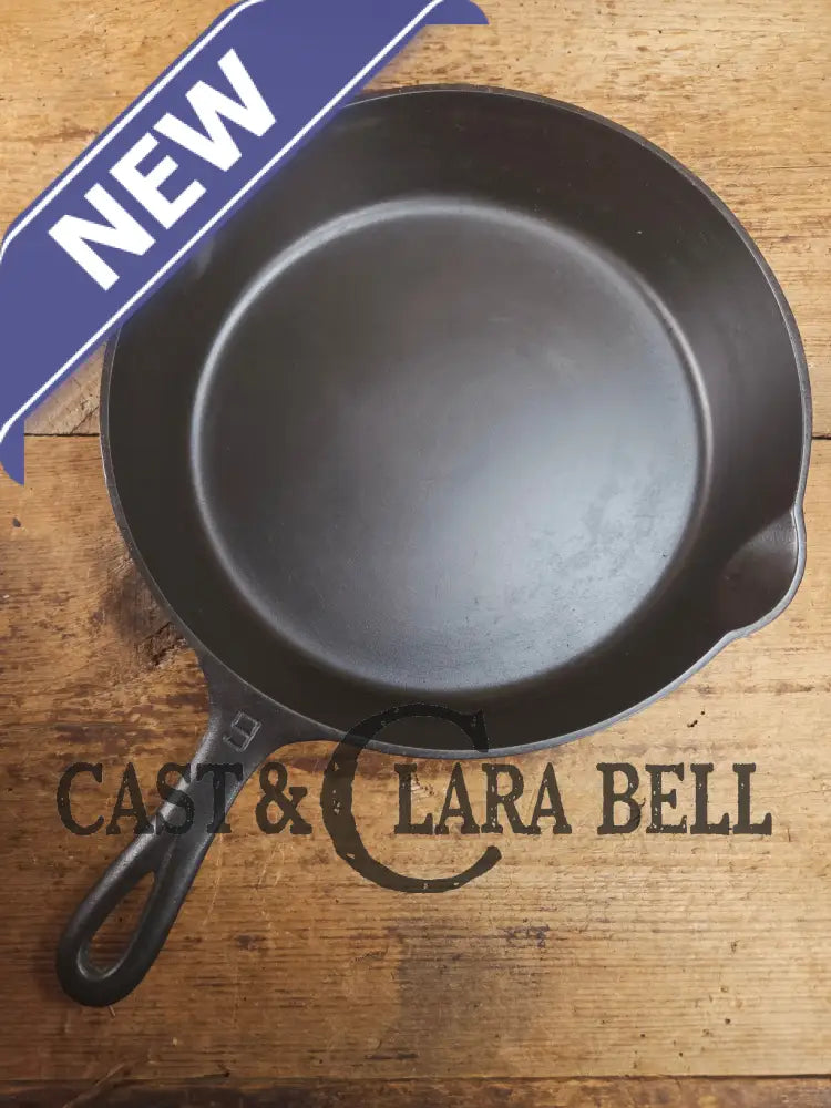 Beauty! 1930’s Griswold #9 Skillet with Large Block Logo and Smooth Bottom 710 Skillet