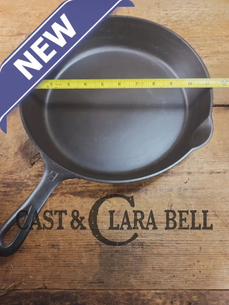 Beauty! 1930’s Griswold #9 Skillet with Large Block Logo and Smooth Bottom 710 Skillet