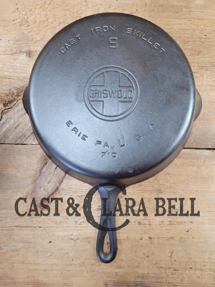 Beauty! 1930βS Griswold #9 Skillet With Large Block Logo And Smooth Bottom 710.