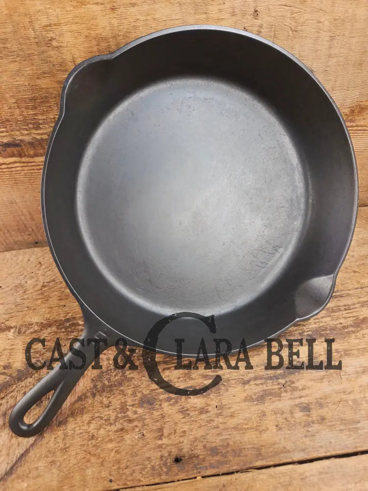 Beauty! 1930’s Griswold #9 Skillet with Large Block Logo and Smooth Bottom 710 S Skillet