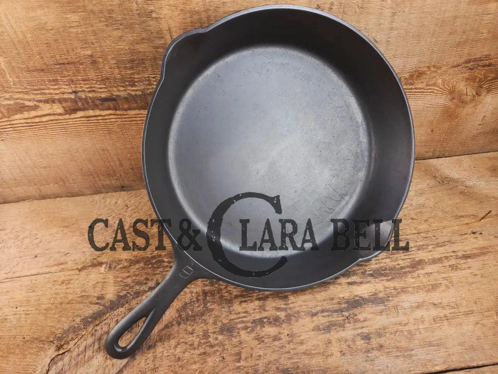 Beauty! 1930’s Griswold #9 Skillet with Large Block Logo and Smooth Bottom 710 S Skillet