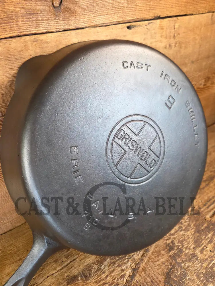 Beauty! 1930’s Griswold #9 Skillet with Large Block Logo and Smooth Bottom 710 S - Skillet