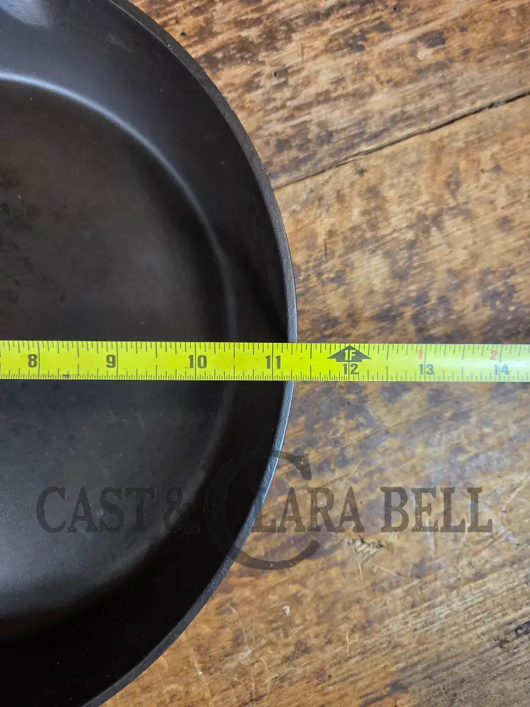 Beauty! 1930’s Griswold #9 Skillet with Large Block Logo and Smooth Bottom 710 S - Skillet