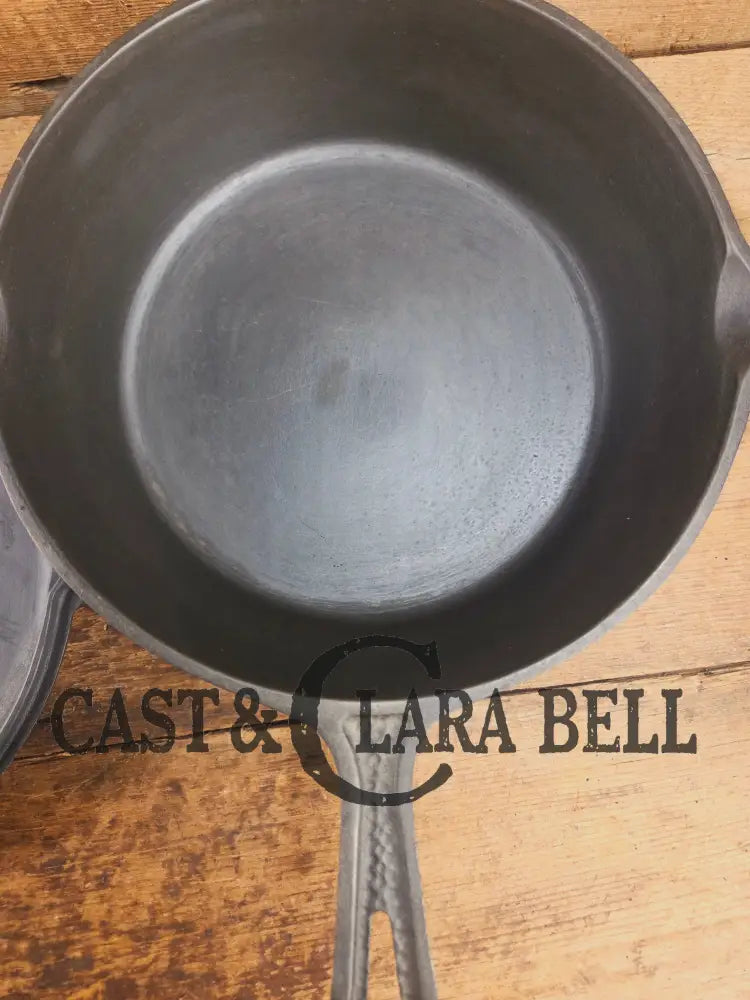 Beauty! Hammered finish Lodge 4-In-1 star logo Combo Cooker. So versatile and elegant. Perfect gift or fully restored