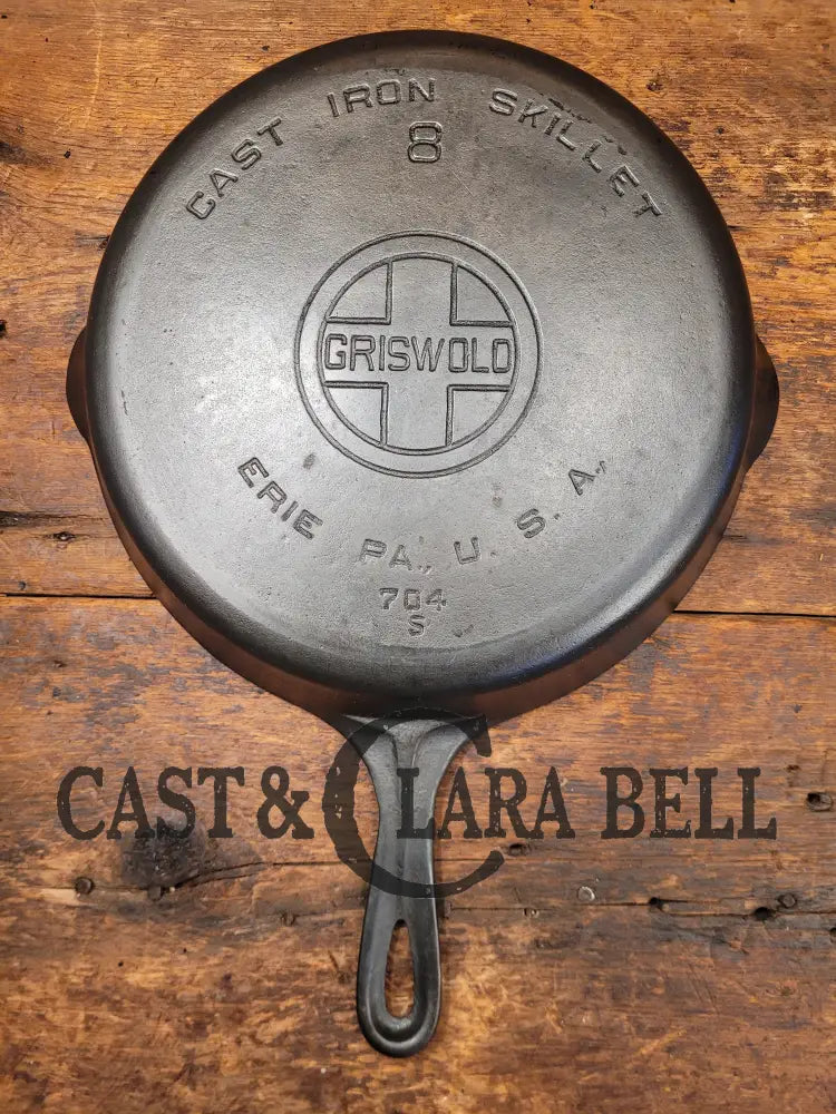 Best seller! 1930's Griswold #8 Cast Iron Skillet with Large Block Logo,  704 S