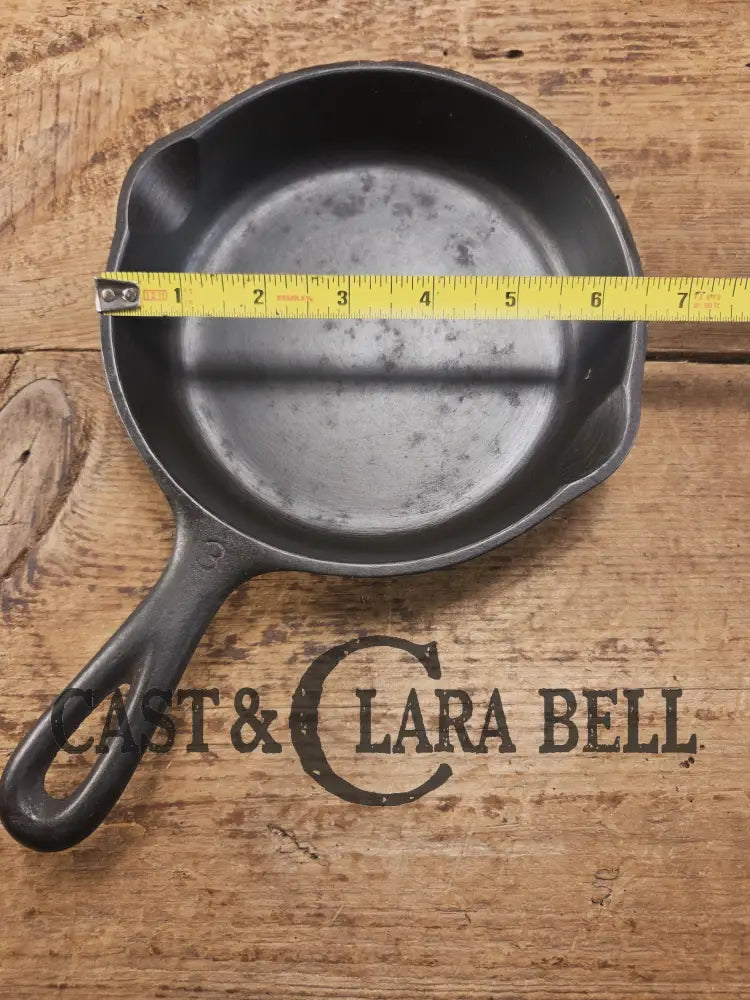 Best Seller! 1930βs Wagner Ware #3 Cast Iron Egg Skillet 1053 I. Great single serving skillet Skillet