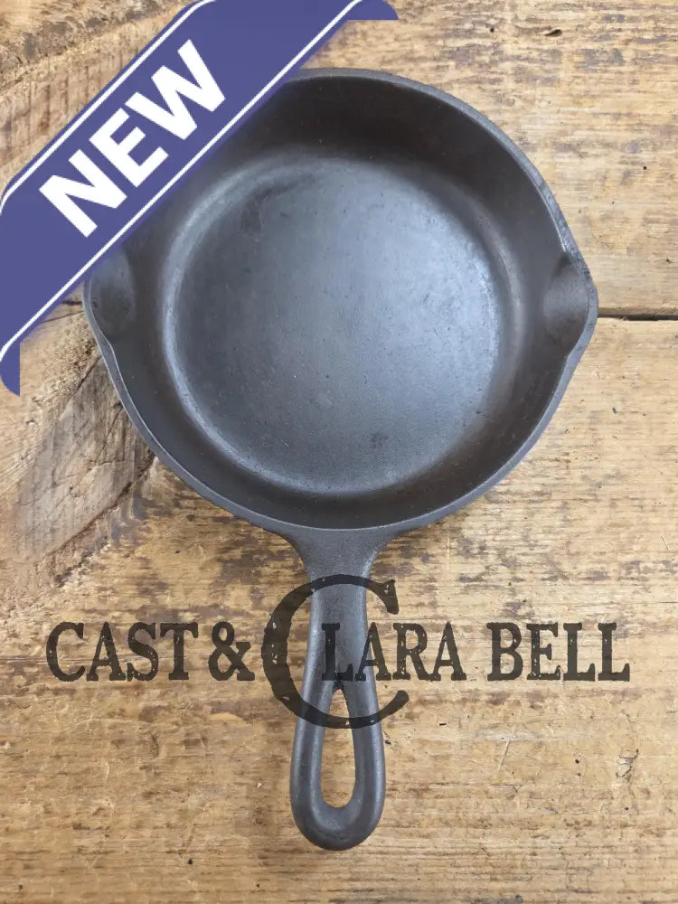 Best Seller! 1930βs Wagner Ware #3 Cast Iron Egg Skillet with Stylized Logo and Smooth Bottom 1053 C Skillet