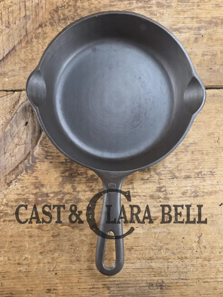 Best Seller! 1940βs Griswold No. 3 Cast Iron Egg Skillet 709 K. Perfect cooking for one! Skillet
