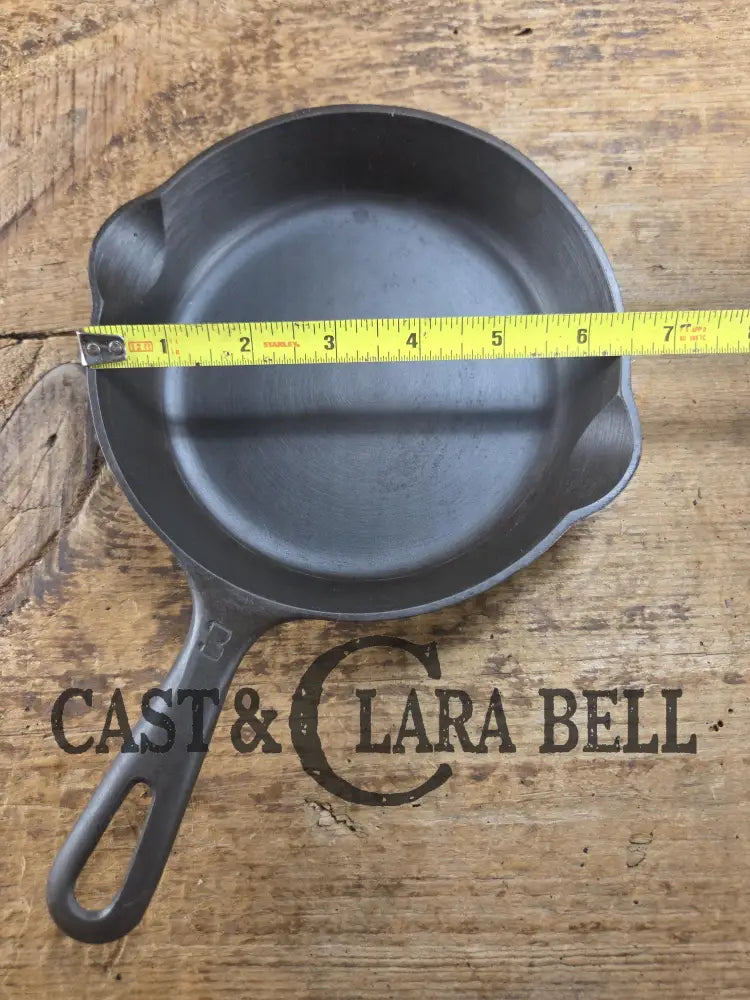 Best Seller! 1940βs Griswold No. 3 Cast Iron Egg Skillet 709 K. Perfect cooking for one! Skillet