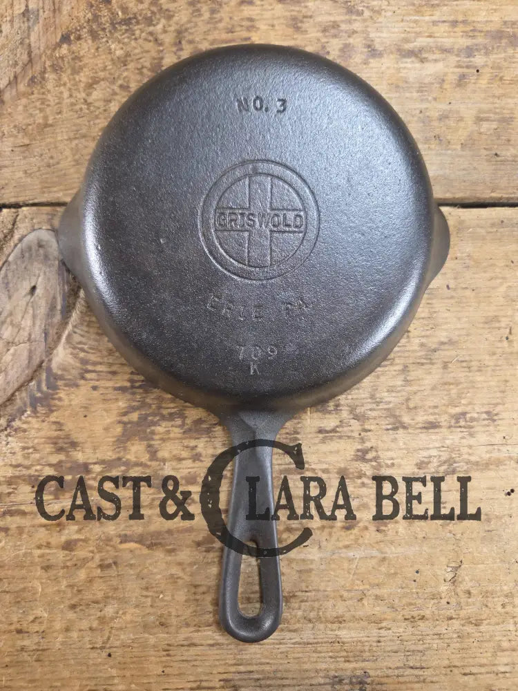 Best Seller! 1940βs Griswold No. 3 Cast Iron Egg Skillet 709 K. Perfect cooking for one! Skillet