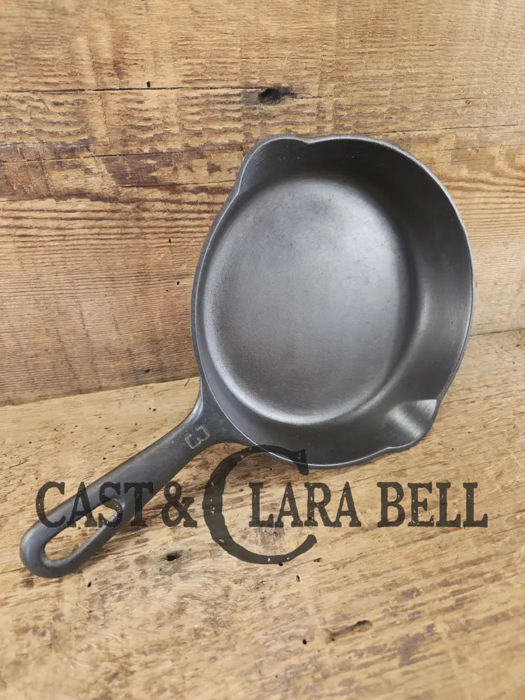Best Seller! 1940’s Griswold No. 3 Cast Iron Egg Skillet with Grooved Handle 709 K Skillet
