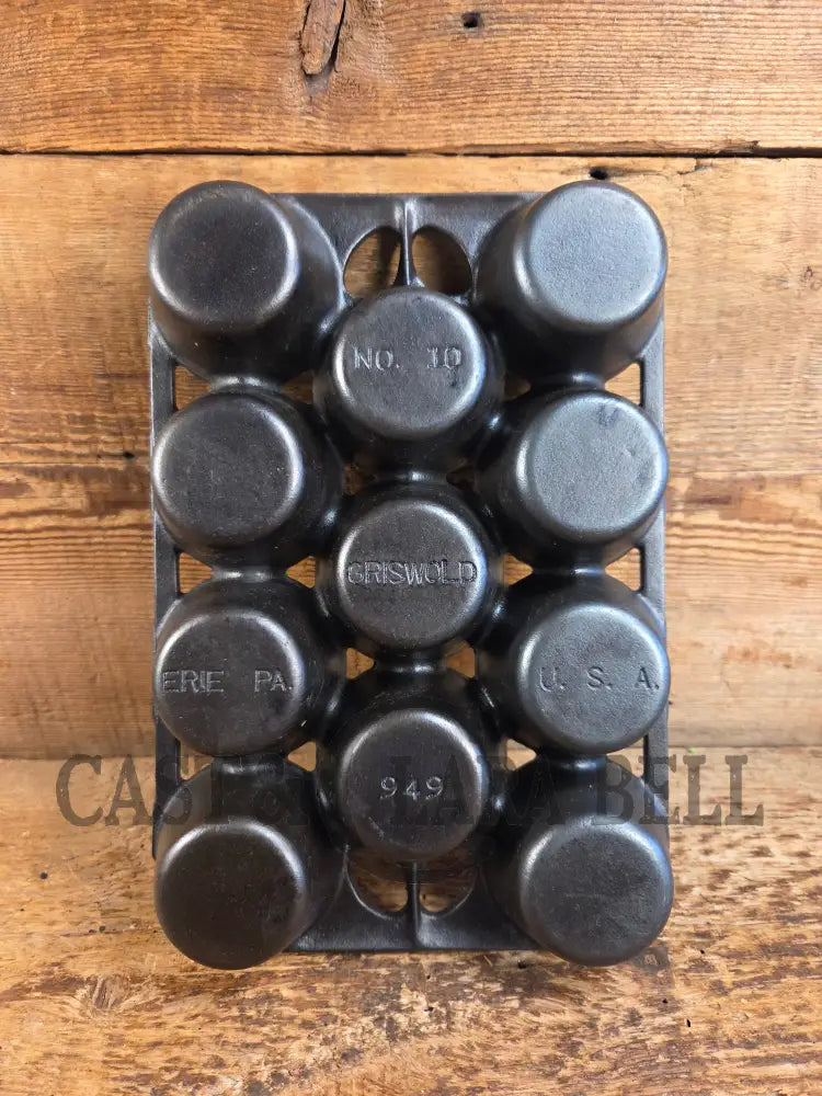 Best Seller! Lovely Griswold No. 10 Popover Pan 949. Open frame design is ready to make the best brownies muffins or