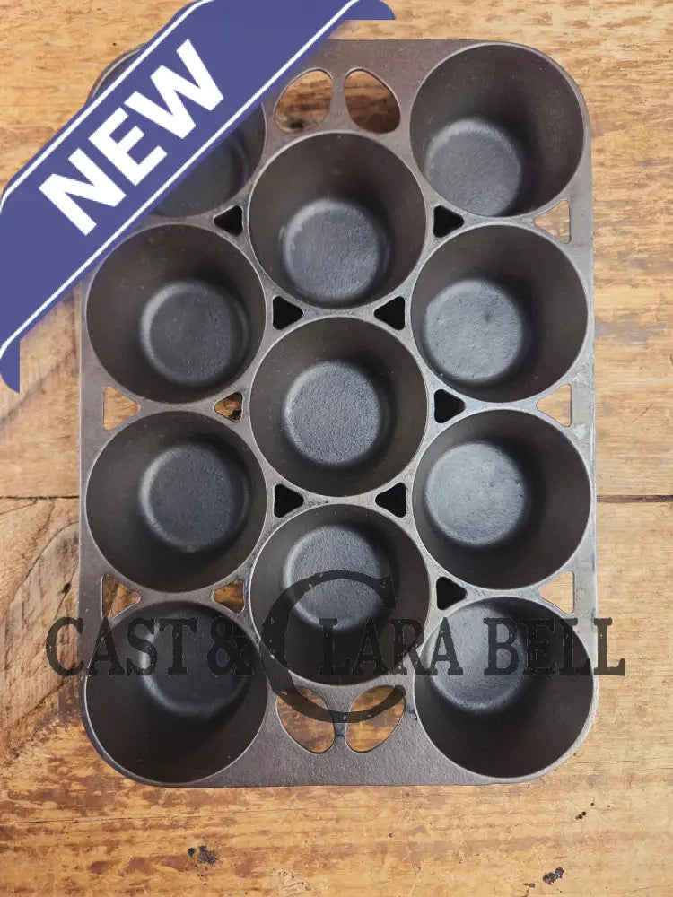 Best Seller! Lovely Griswold No. 10 Popover Pan 949. Open frame design is ready to make the best brownies muffins or