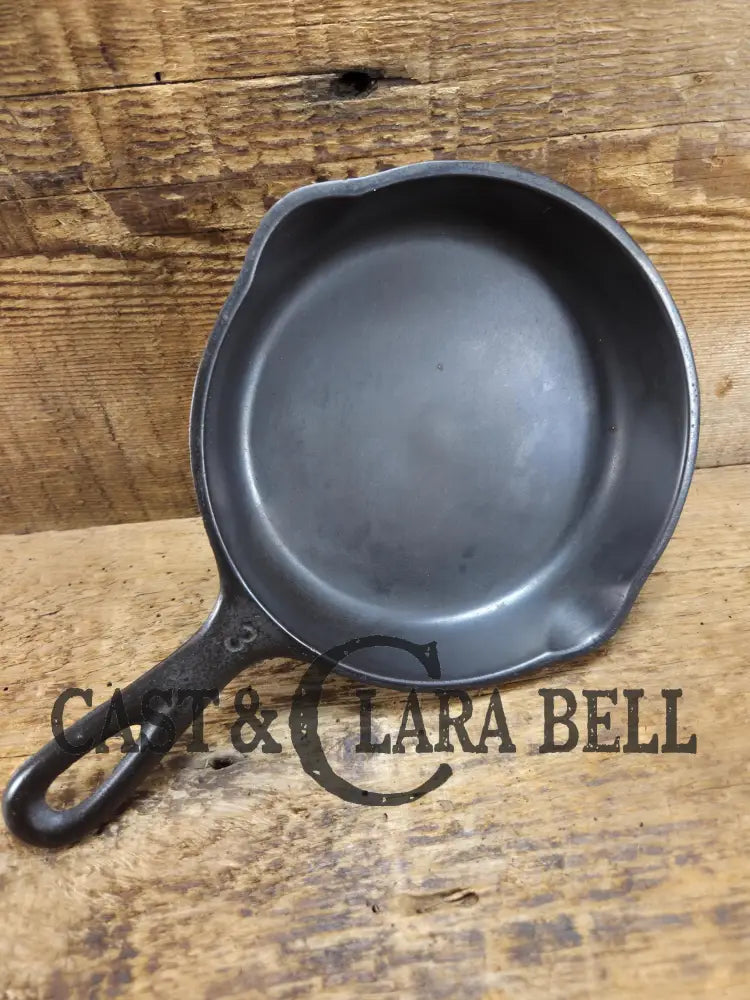 Best Seller! Wagner Ware #3 Cast Iron Egg Skillet with Stylized Logo and Smooth Bottom 1053 B SC24 Skillet