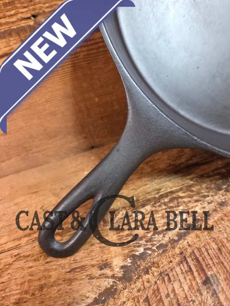 Big 1920’s era Wagner Ware #10 Cast Iron Skillet with Stylized Logo AND heat ring 10 B - Skillet