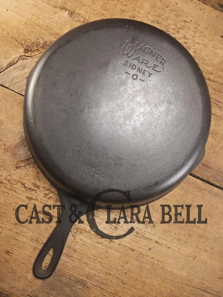 Big 1930’s Wagner Ware #10 Cast Iron Skillet with Stylized Logo 1060 E. Great Bacon skillet! Perfect for larger meals