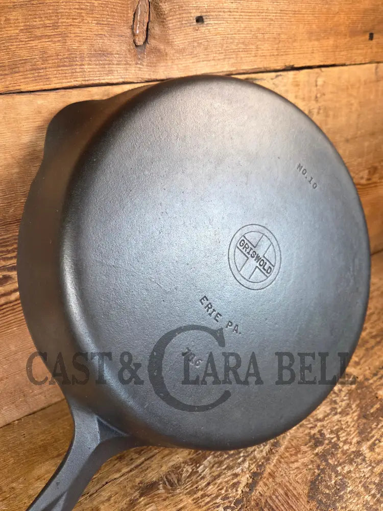 Big 1940’s Griswold #10 Skillet with Small Block Logo and Heat Ring 716. Fantastic every day pan Getting harder to find