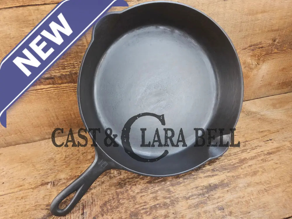 Big 1940βs Griswold #10 Skillet with Small Block Logo and Heat Ring 716 A. Fantastic every day pan Getting harder to