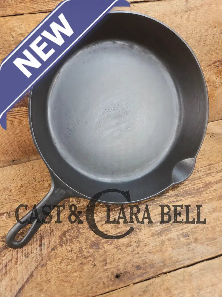 Big 1940βs Griswold #10 Skillet with Small Block Logo and Heat Ring 716 A. Fantastic every day pan Getting harder to