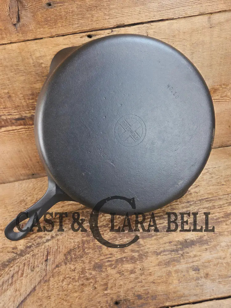 Big 1940βs Griswold #10 Skillet with Small Block Logo and Heat Ring 716 A. Fantastic every day pan Getting harder to