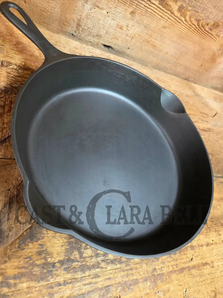 Big 1940βs Griswold #10 Skillet with Small Block Logo and Heat Ring 716 B. Fantastic every day pan Getting harder to