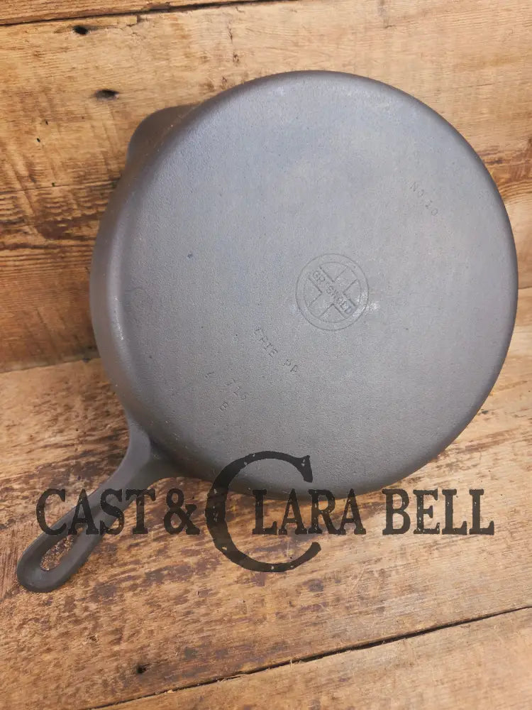 Big 1940βs Griswold #10 Skillet with Small Block Logo and Heat Ring 716 B. Fantastic every day pan Getting harder to