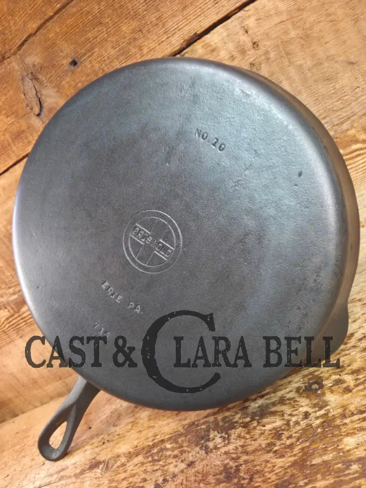 Big 1940’s Griswold #10 Skillet with Small Block Logo and Heat Ring 716 C. Fantastic every day pan Getting harder to