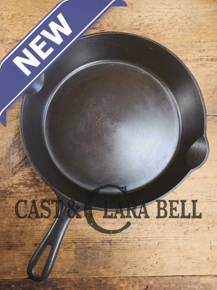 Big 1940’s Griswold #10 Skillet with Small Block Logo and Heat Ring 716 D. Fantastic every day pan Getting harder to
