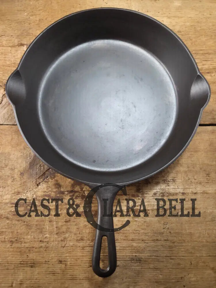 Big 1940’s Griswold #10 Skillet with Small Block Logo and Heat Ring 716 D. Fantastic every day pan Getting harder to