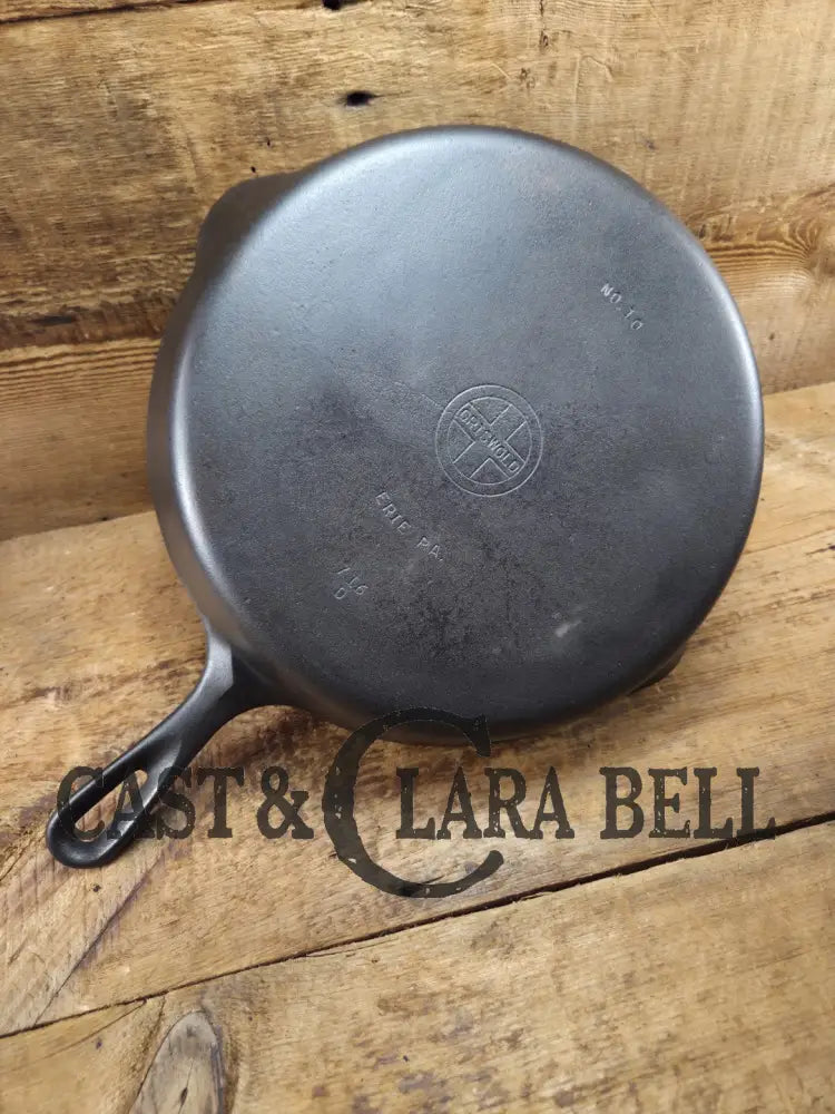 Big 1940’s Griswold #10 Skillet with Small Block Logo and Heat Ring 716 D. Fantastic every day pan Getting harder to