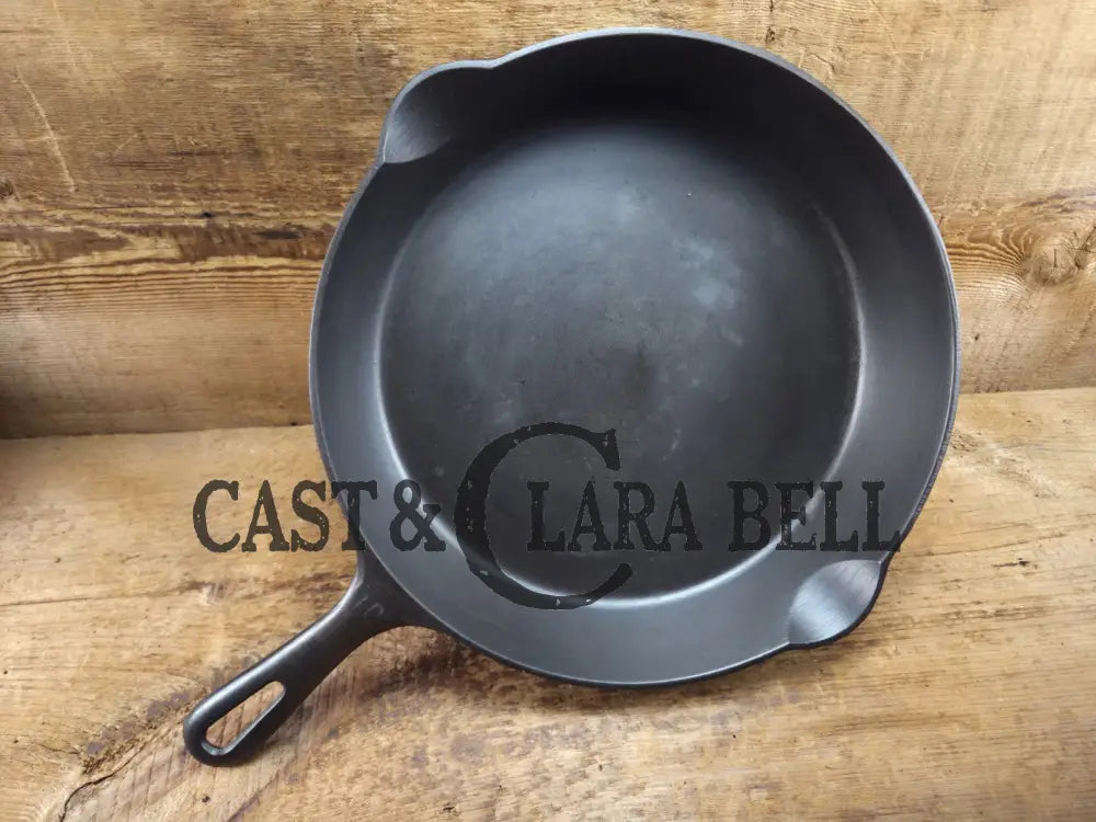Big 1940’s Griswold #10 Skillet with Small Block Logo and Heat Ring 716 D. Fantastic every day pan Getting harder to