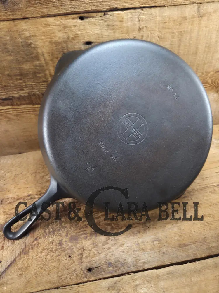Big 1940’s Griswold #10 Skillet with Small Block Logo and Heat Ring 716 D. Fantastic every day pan Getting harder to