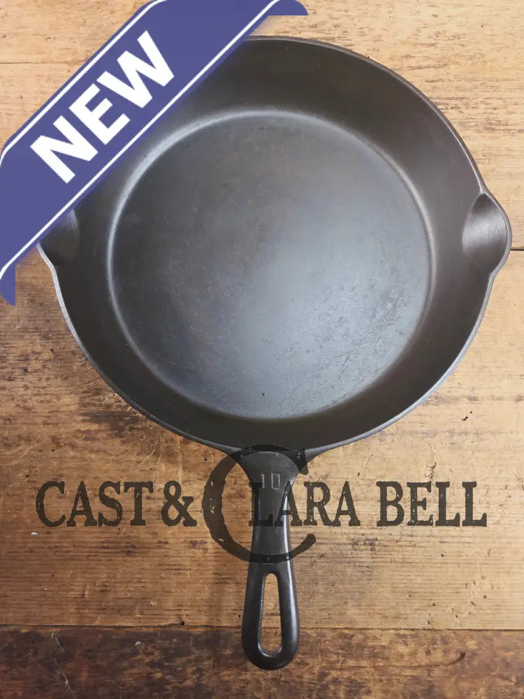 Big 1940’s Griswold #10 Skillet with Small Block Logo and Heat Ring 716 E. Fantastic every day pan Getting harder to