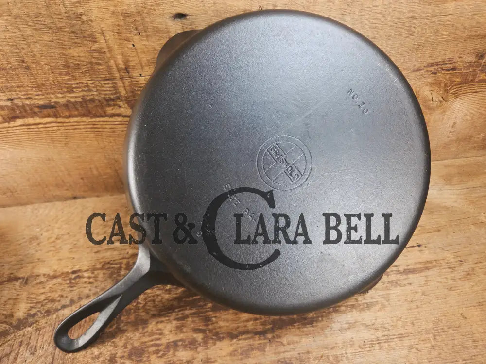 Big 1940’s Griswold #10 Skillet with Small Block Logo and Heat Ring 716. Fantastic every day pan Getting harder to find
