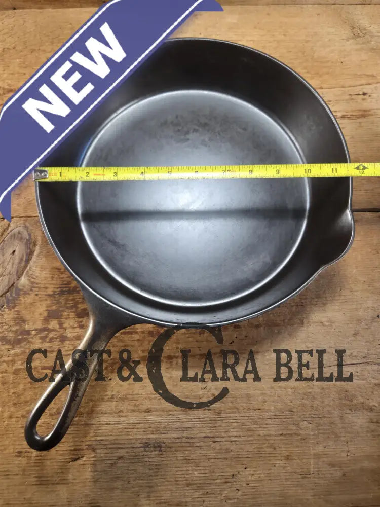 Big bacon skillet! 1890’s Era Wagner #10 Block Logo. Beautiful design superior performance. Nickel exterior black iron