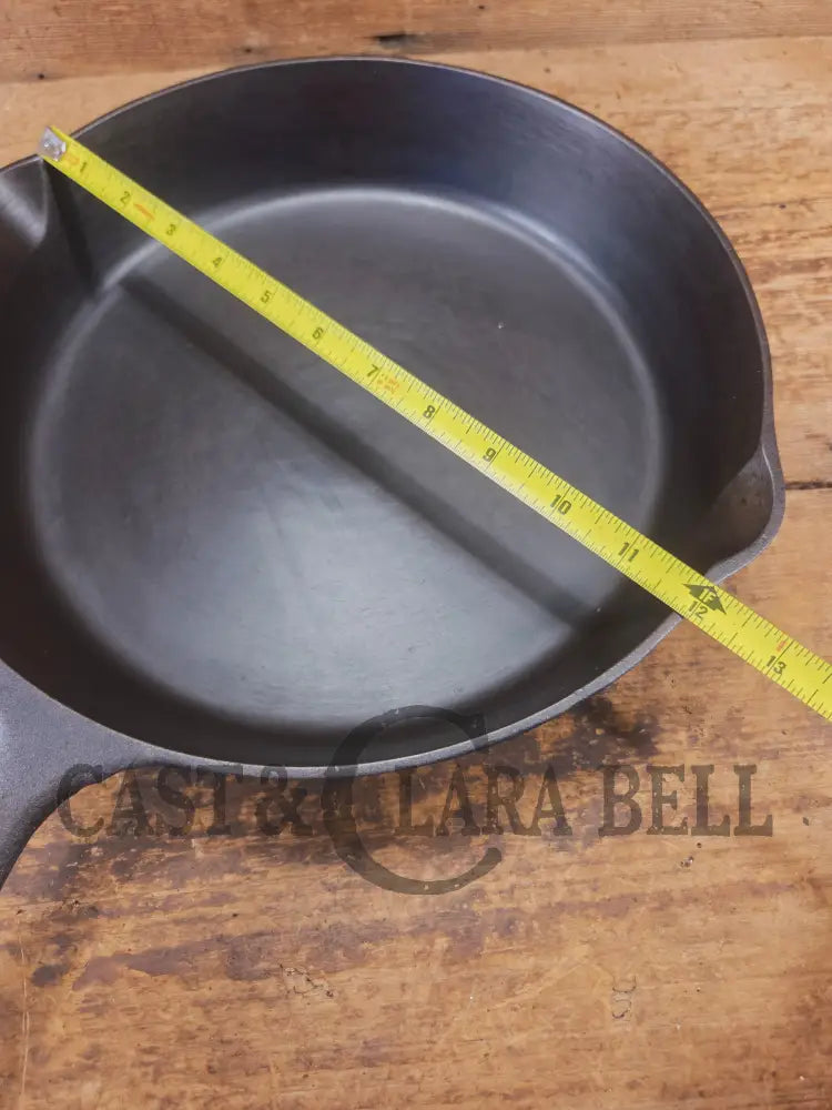 Big bacon skillet! Beautiful 1930’s Lodge #10 Cast Iron Skillet with 3 Notch Heat Ring - Skillet