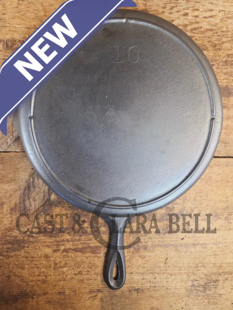 Big bacon skillet! Beautiful 1930’s Lodge #10 Cast Iron Skillet with 3 Notch Heat Ring. SC24 - Skillet