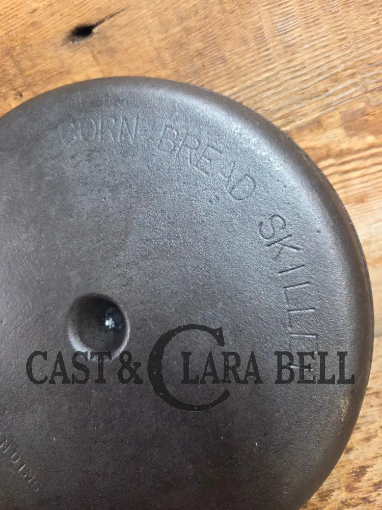 Birmingham Stove & Range Cast Iron Corn Bread Skillet 8 cup. Great gift idea! Bakeware