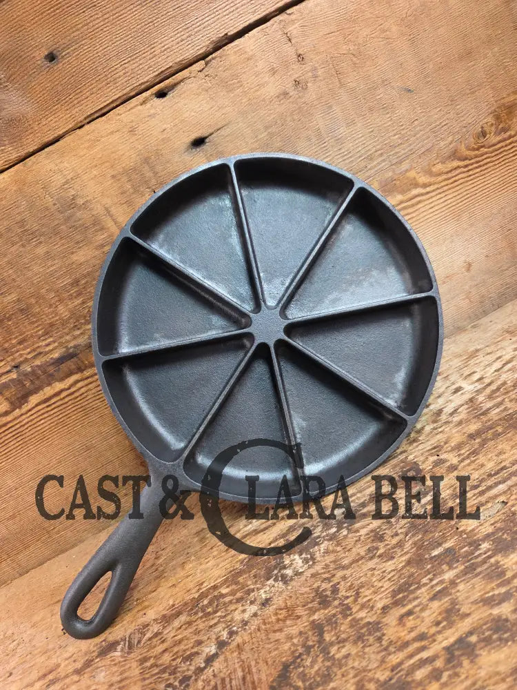 Birmingham Stove & Range Cast Iron Corn Bread Skillet 8 cup. Great gift idea! Bakeware