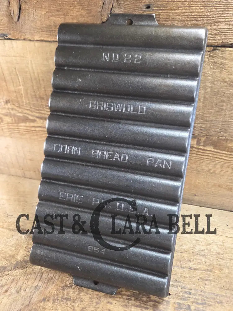 Breadsticks! 1930โs Era Griswold No. 22 Corn Bread Pan 11 cup โErie Penn USA,โ 954 Bakeware