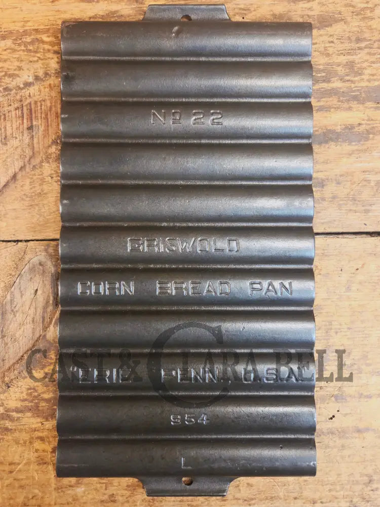 Breadsticks! 1930βs Era Griswold No. 22 Corn Bread Pan 11 cup βErie Penn USA,β 954 L - Bakeware