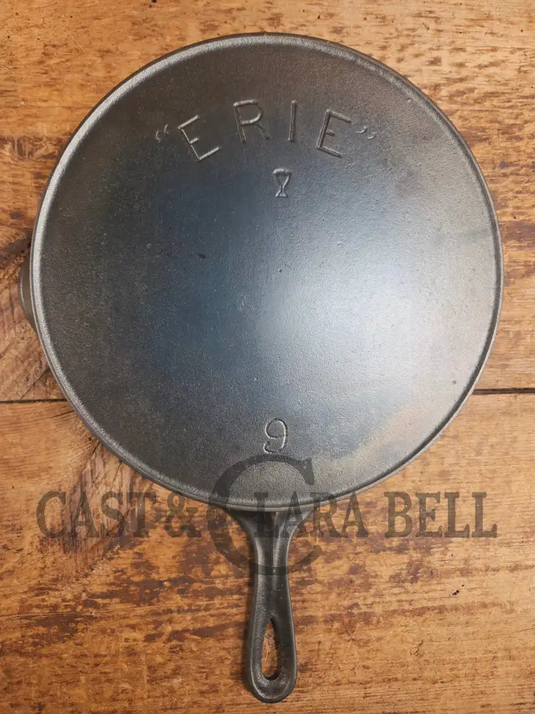 Cheers! Rare #9 Erie 2nd Series âChampaign Glassâ cast iron skillet. No often see and gorgeous! - Skillet