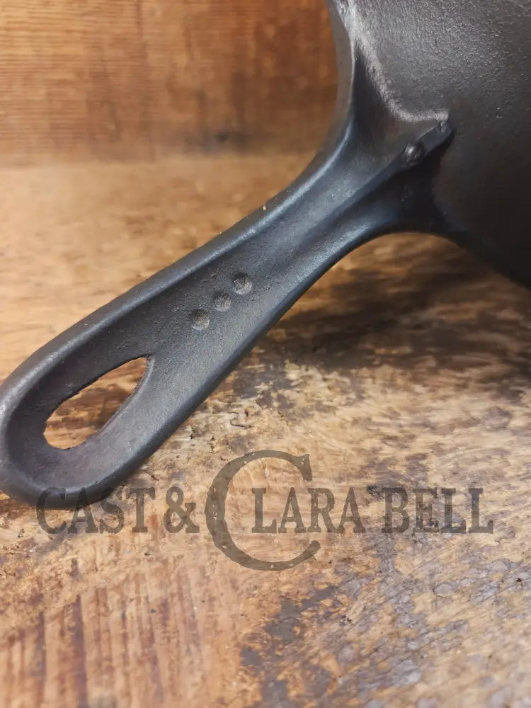 Chicago Hardware Foundry #6 ’Diamond’ Skillet! Our favorite foundry story - Skillet