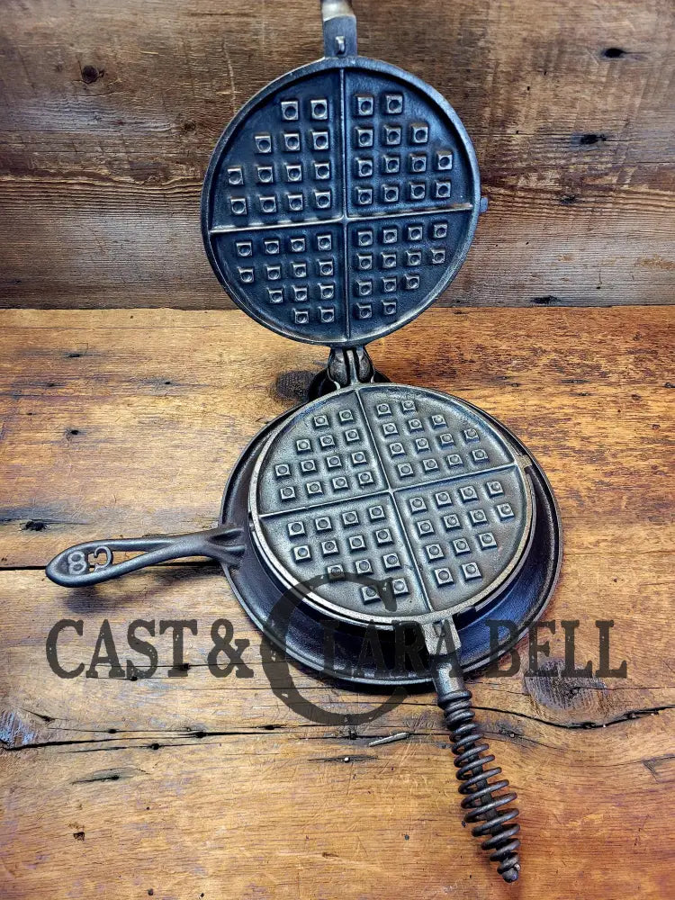 Classic! 1900βS Fully Marked Fanner Mfg No. 8 Crescent Cast Iron Waffle Maker. Htf Fully Marked
