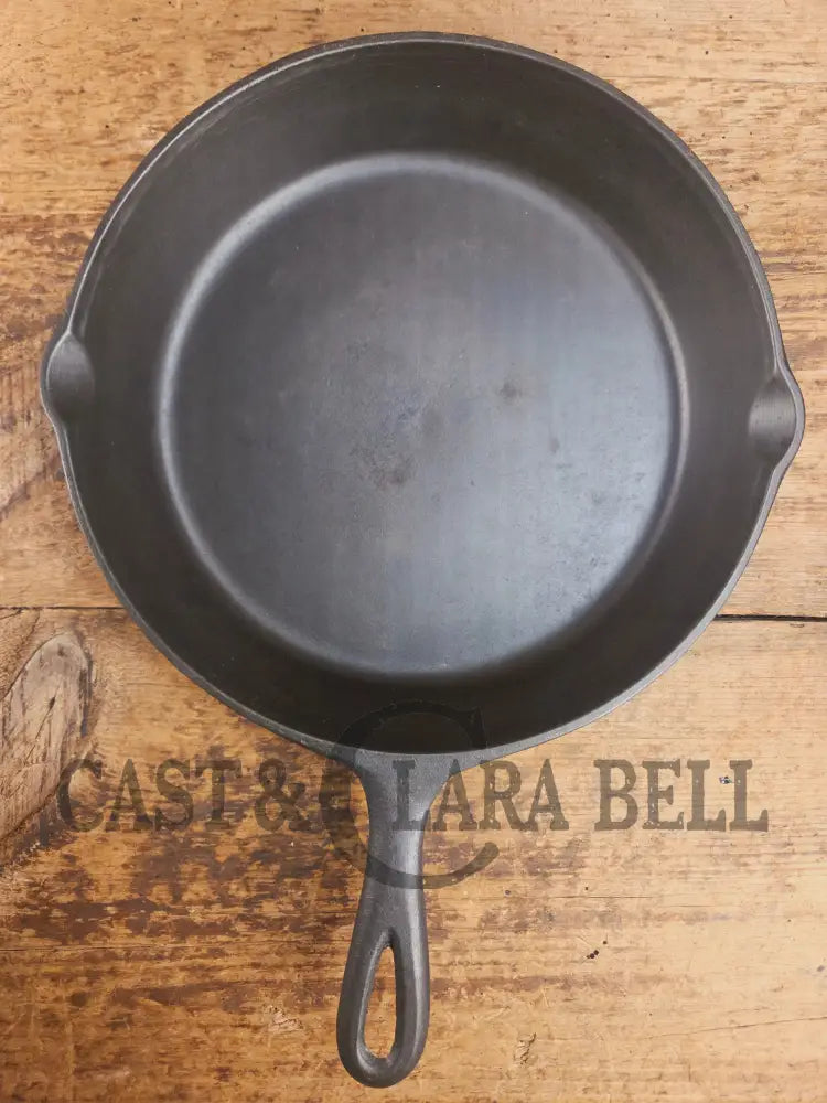 Classic 1910βs Lodge #7 Cast Iron Skillet Three Notch with raised T. Light sleek and ready to cook with! Skillet